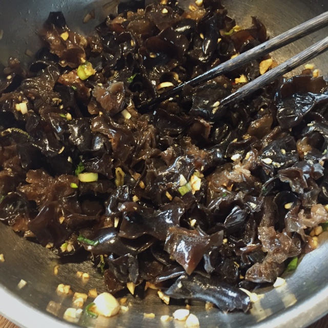 凉拌黑木耳