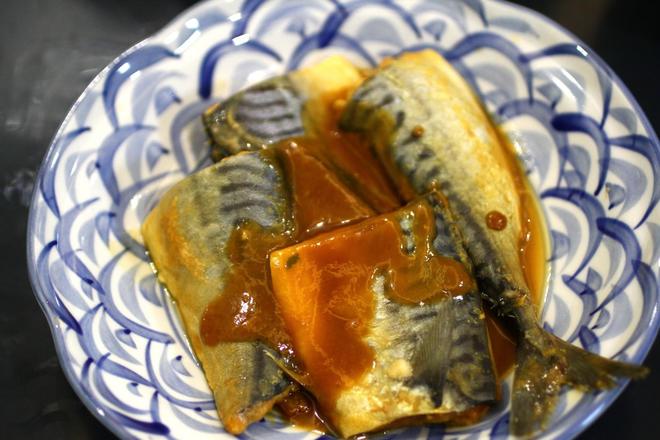 《昨日的美食》之味噌煮鲭鱼的做法