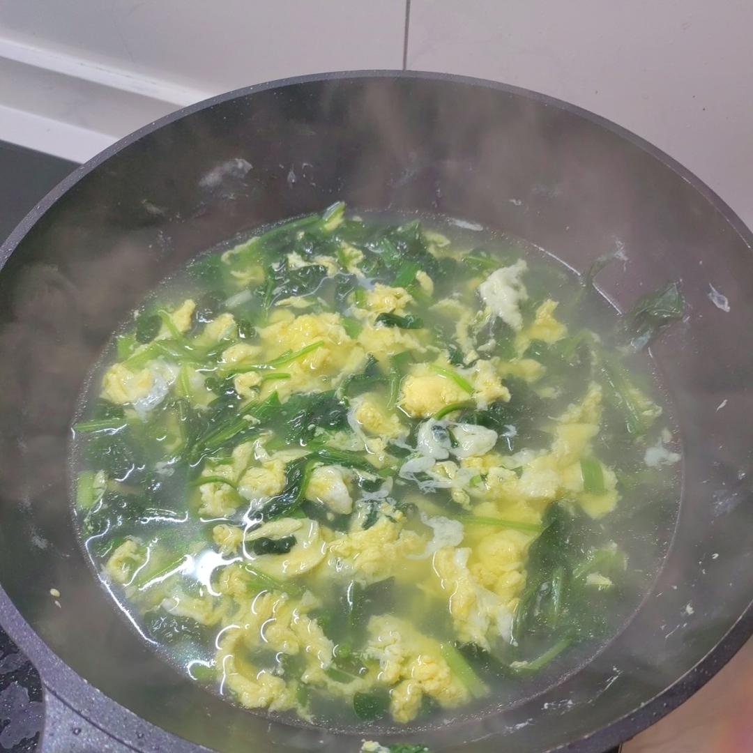 菠菜鸡蛋汤
