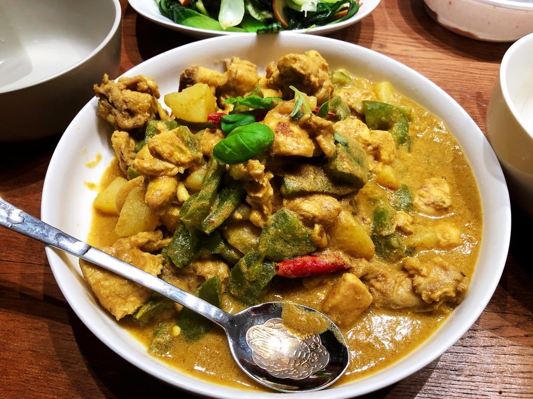 泰式青咖喱鸡