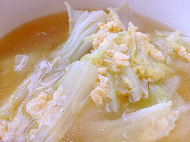鸡蛋白菜汤(泡蛋白汤)
