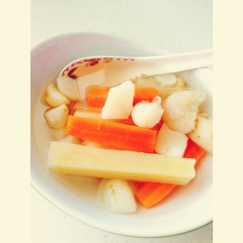 甘蔗马蹄胡萝卜糖水（竹蔗）