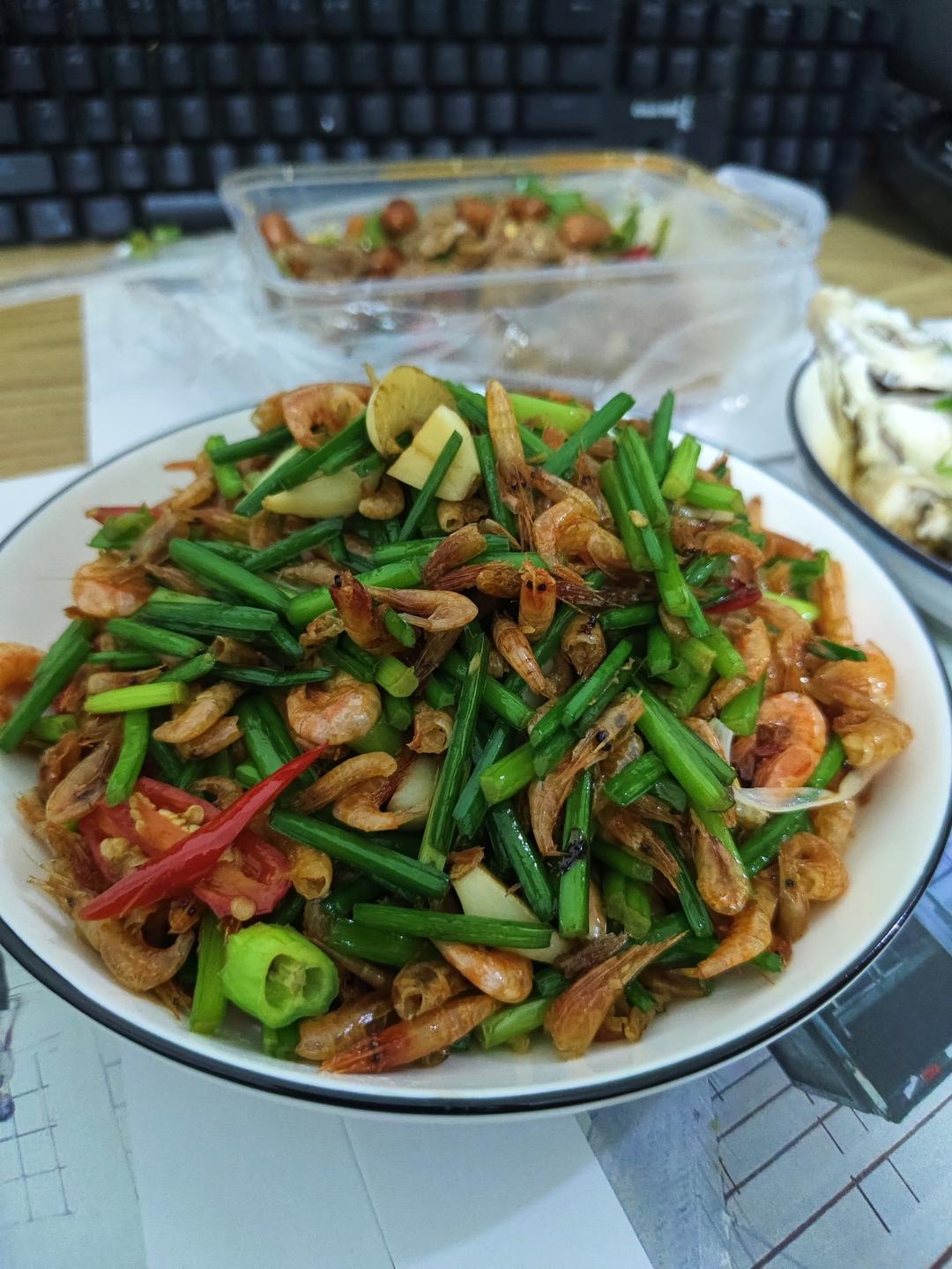 干河虾炒韭菜
