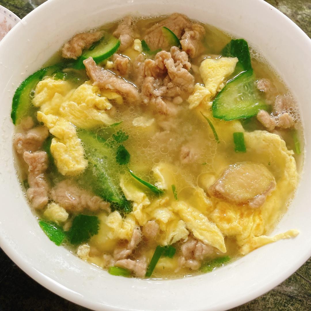 黄瓜鸡蛋肉片汤的做法