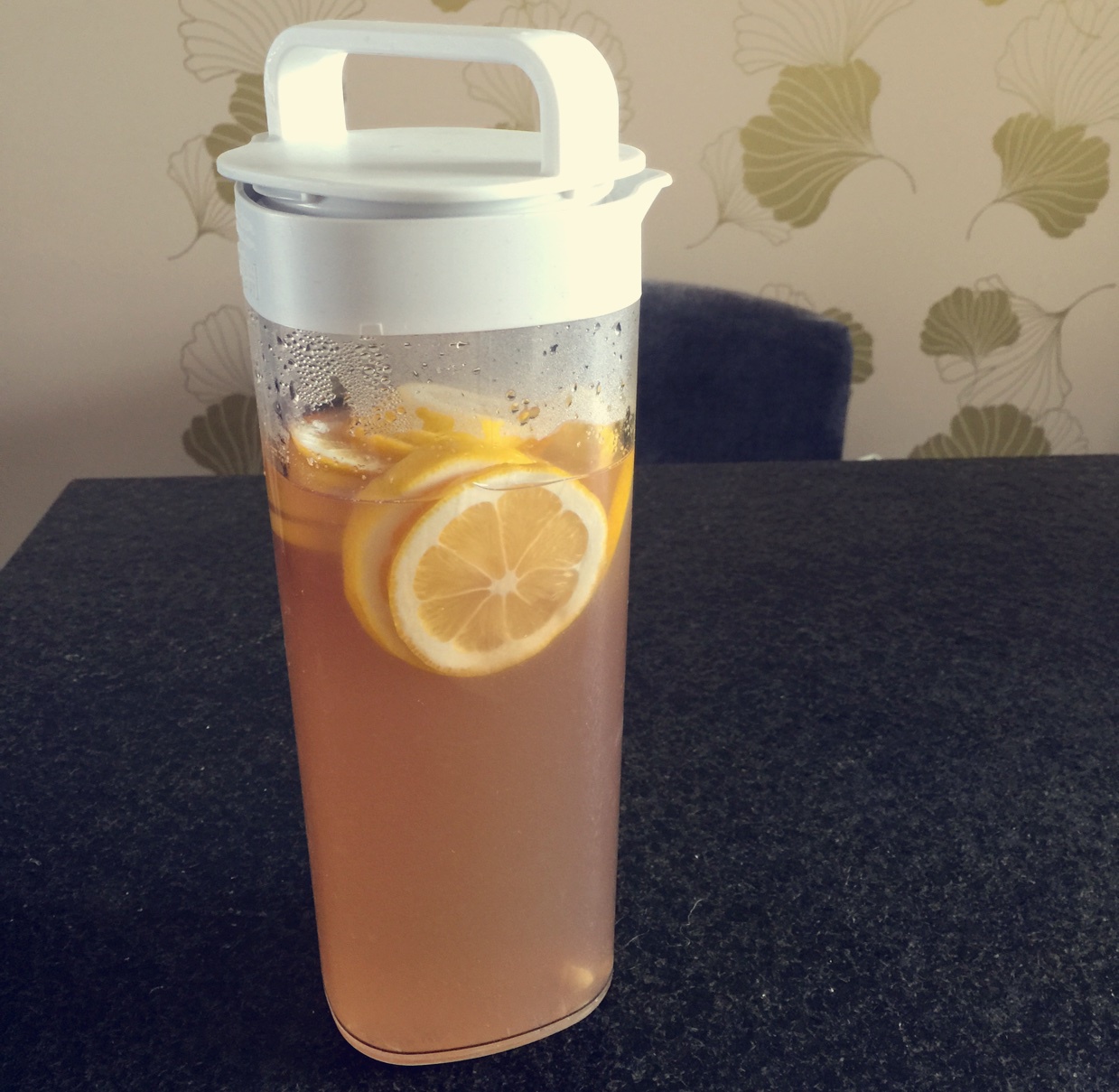 夏日冰爽蜜桃冰茶