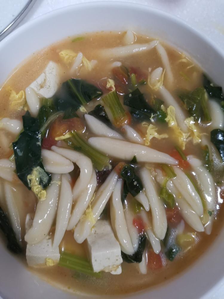 简单鲜美的剪刀汤面