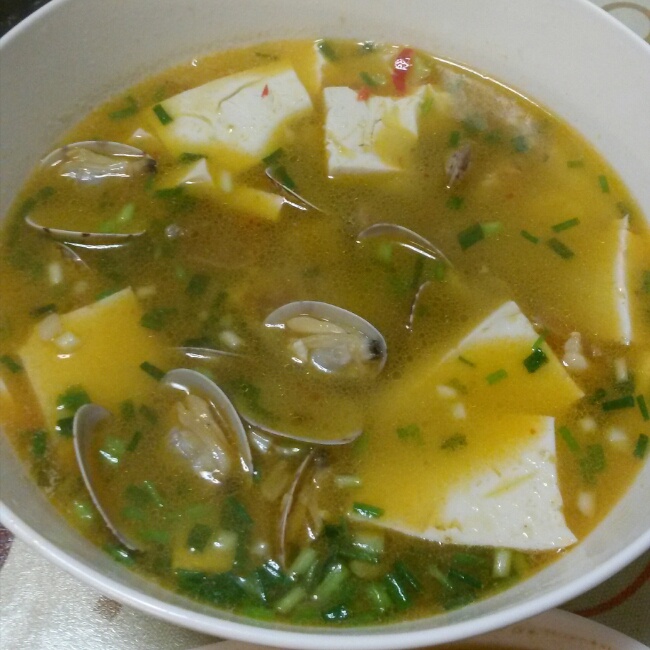 蛤蜊豆腐汤