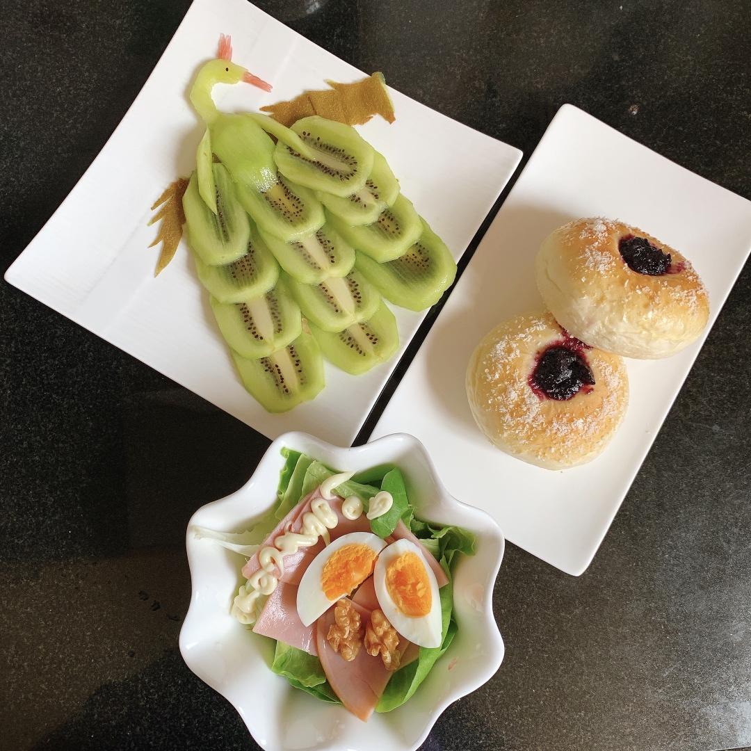 蓝莓奶酥面包