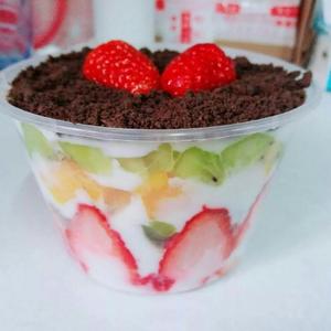 奥利奥酸奶水果杯🍓🍧🍦的做法 步骤4