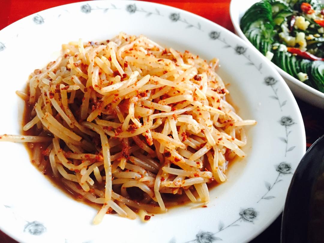 韩式盘餐之黄豆芽