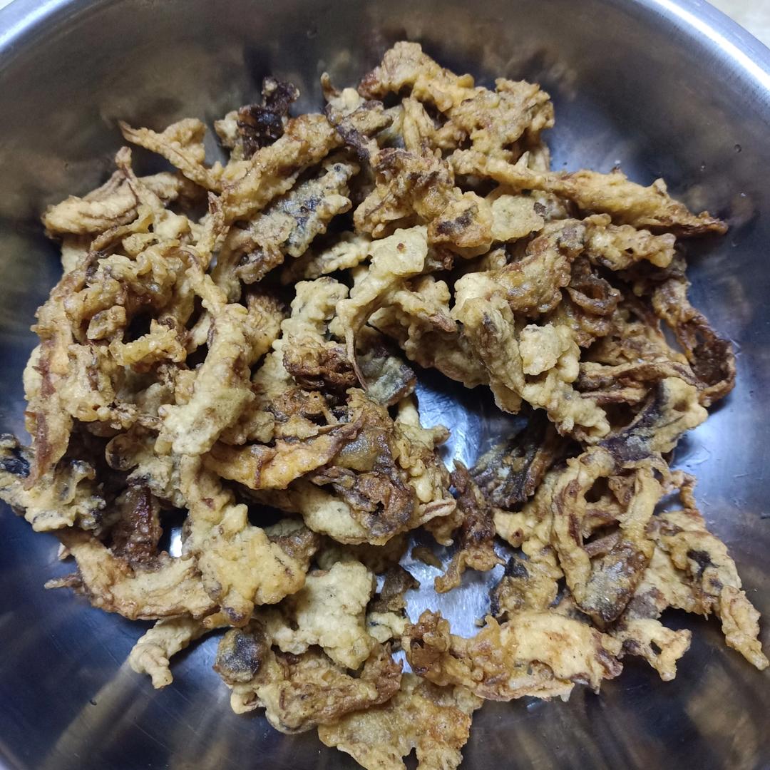 干炸蘑菇的做法，大人小孩都喜欢