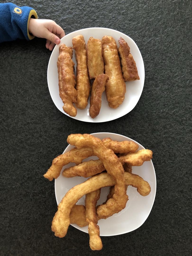 酥软小油条（早餐）