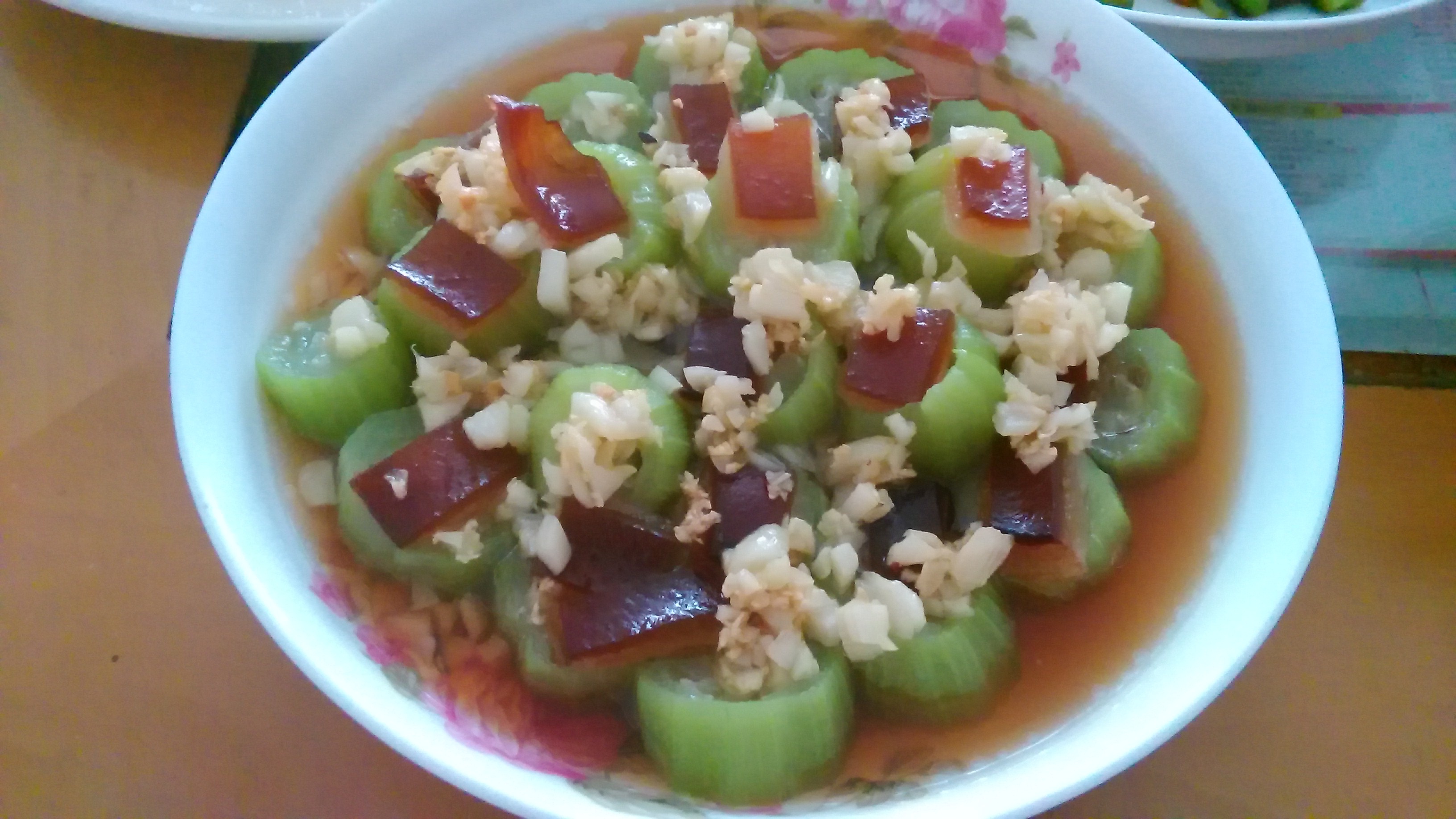 蒜蓉蒸丝瓜