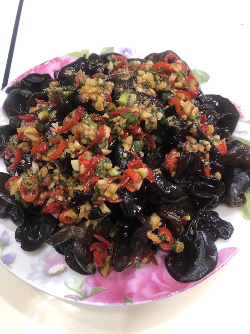 凉拌黑木耳