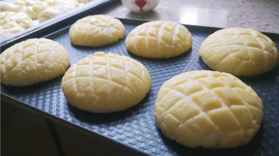 菠萝包