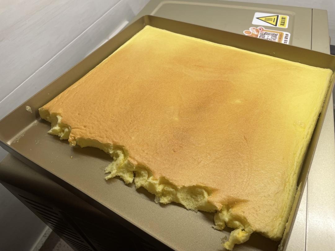 超详细的瑞士卷奶油蛋糕卷原味蛋糕卷的制作方法 饱满不掉皮不开裂（附模具换算方法）