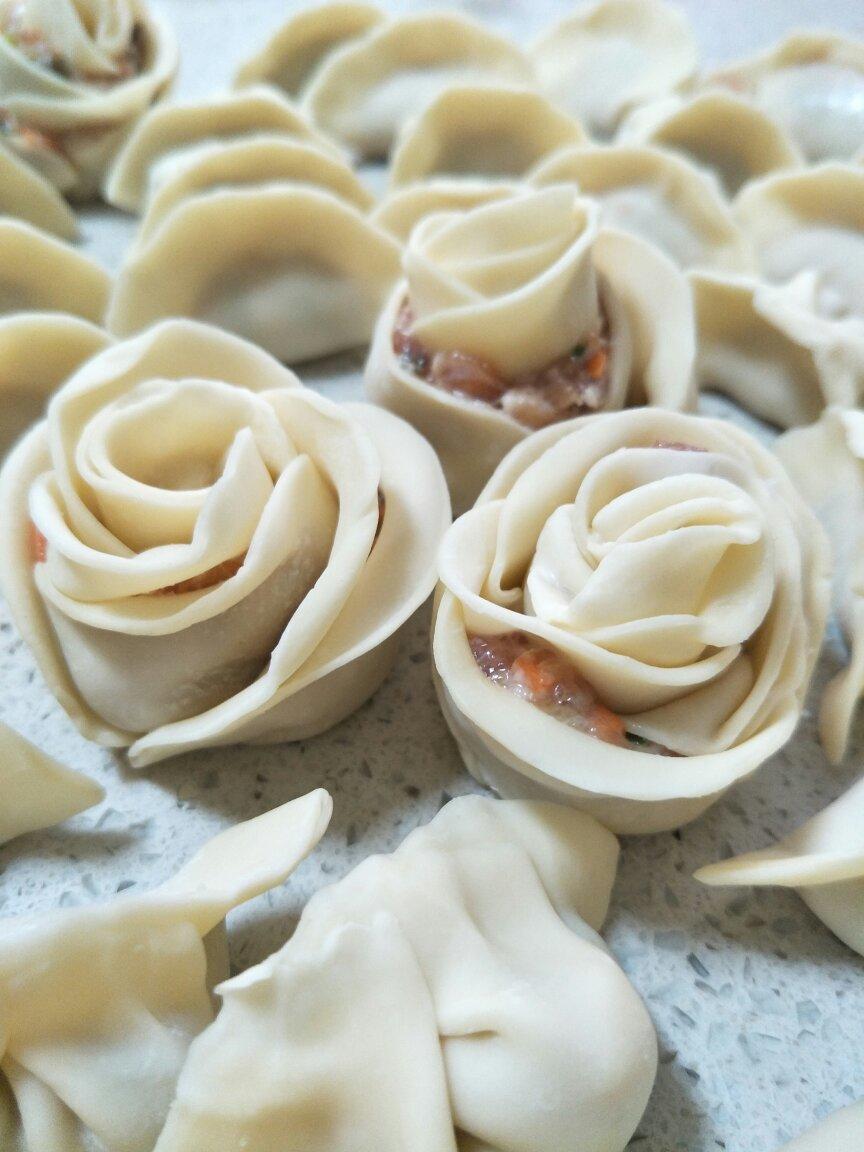 手机用户5608_zv29做的玫瑰花饺子