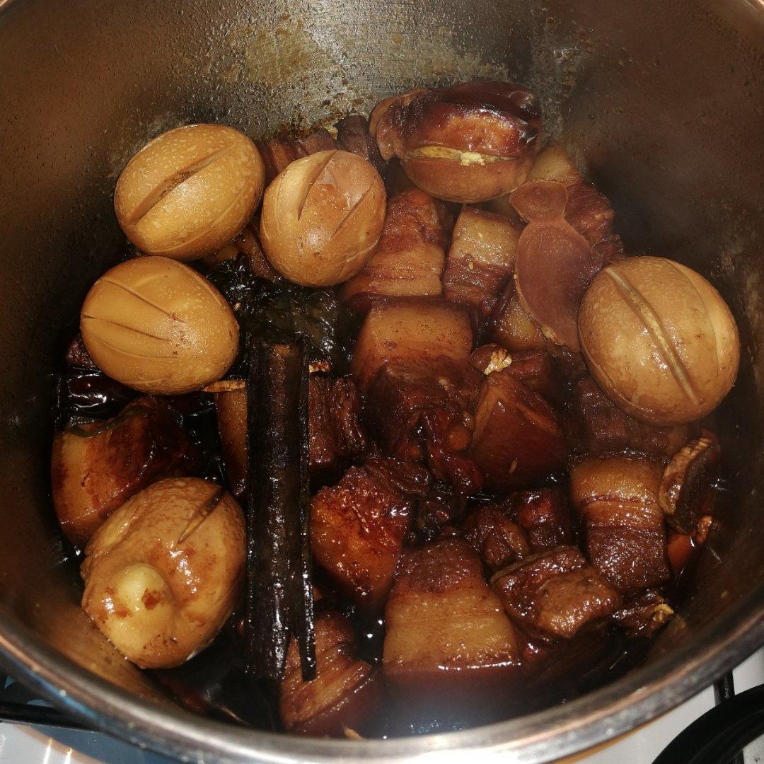 其实也不是很难的红烧肉烧蛋