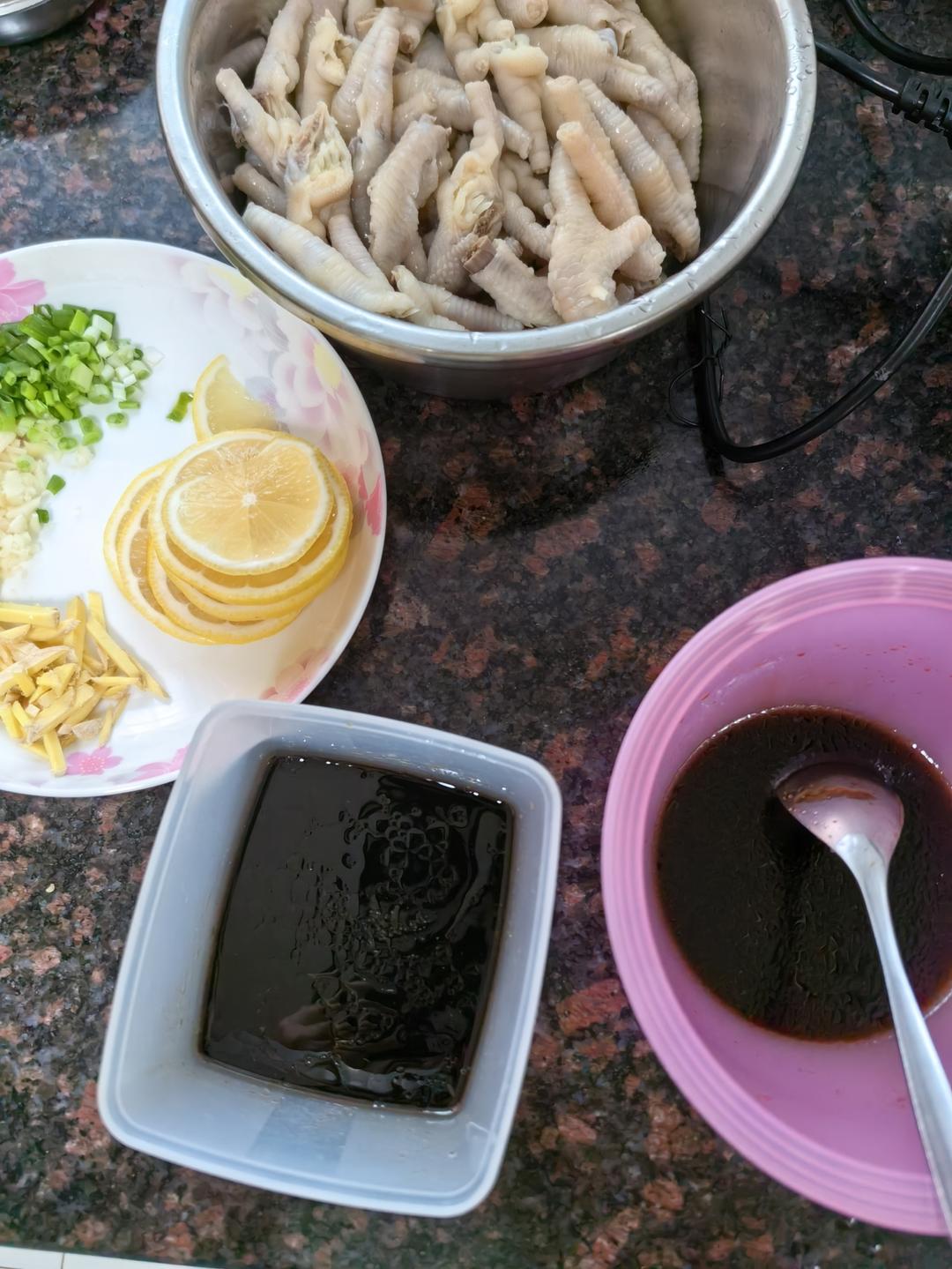 【柠檬酸辣鸡爪】自制超级无敌美味的网红鸡爪