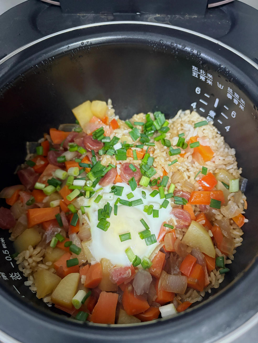 腊肠煲仔饭（电饭锅版）