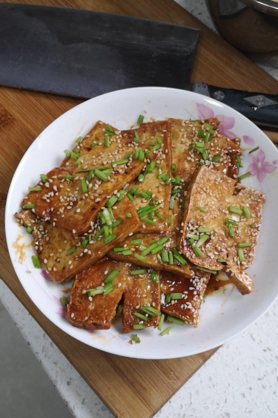 香煎豆腐(烧烤铁板味)