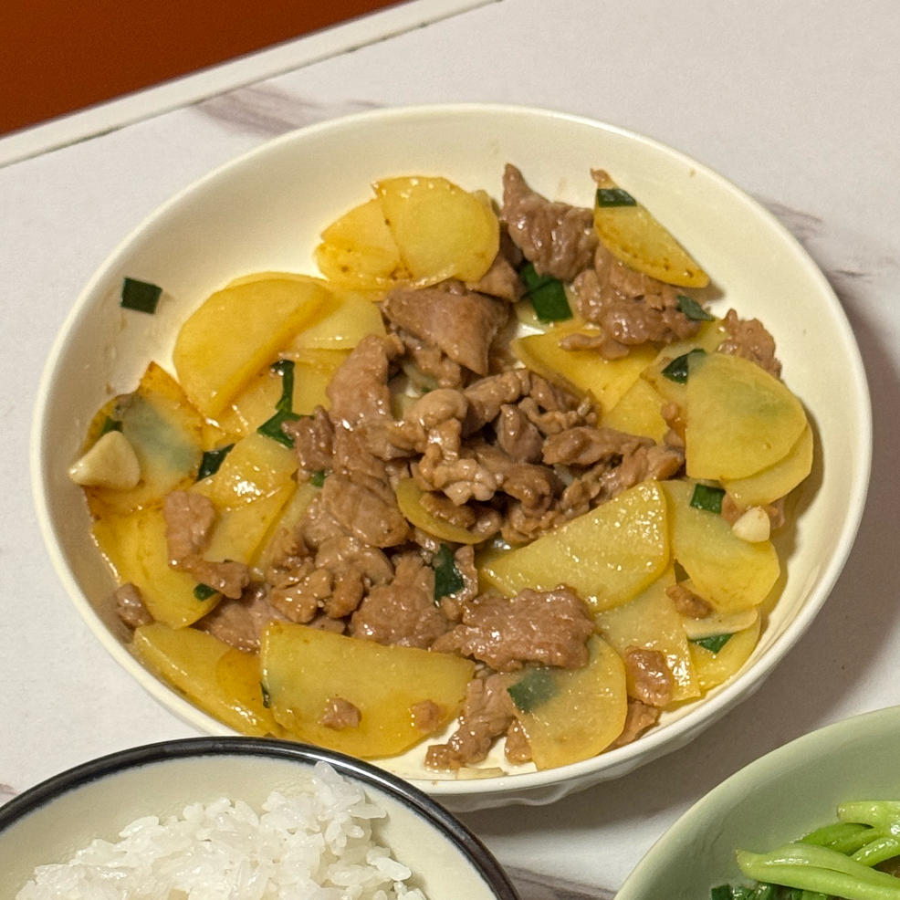 土豆片炒肉