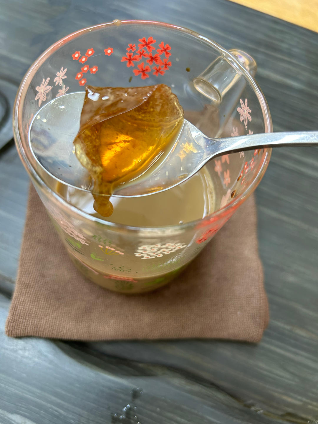 三得利乌龙茶冻咖啡奶茶