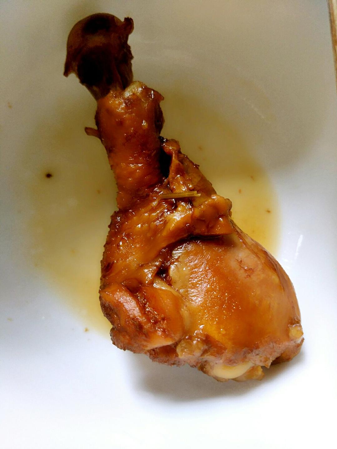 秘制沙县小吃卤鸡腿