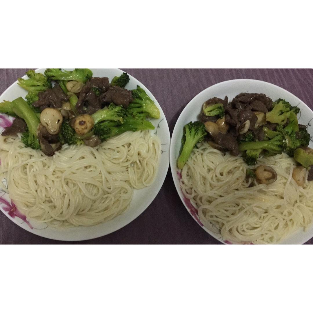 牛肉炒西兰花