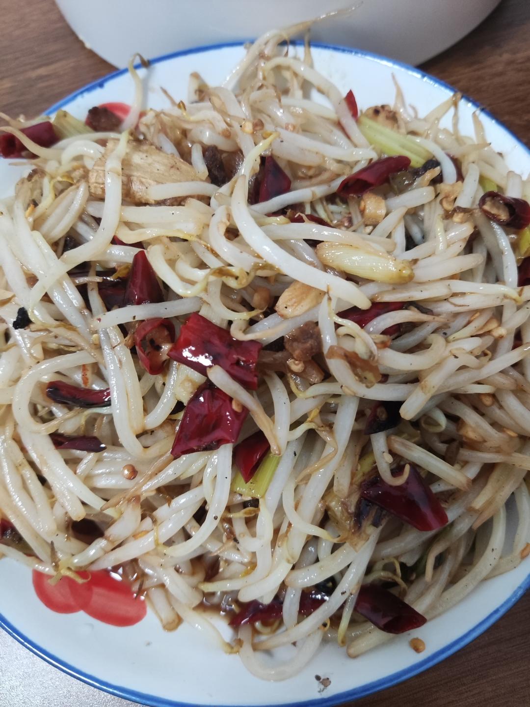 酸辣脆爽的炒豆芽