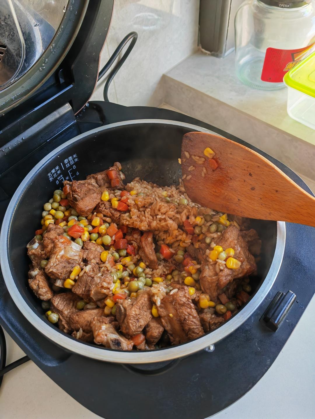 喷香排骨焖饭（爆好吃）