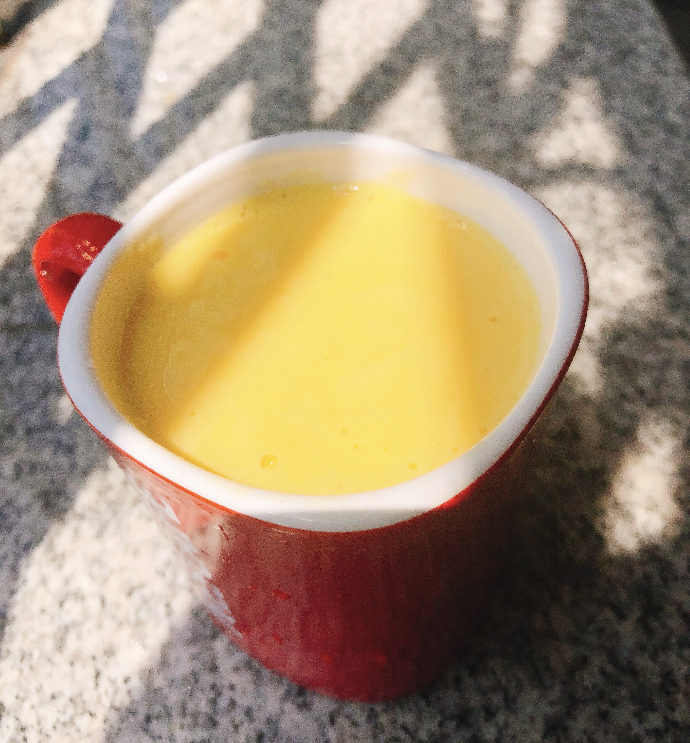 牛奶芒果汁的做法