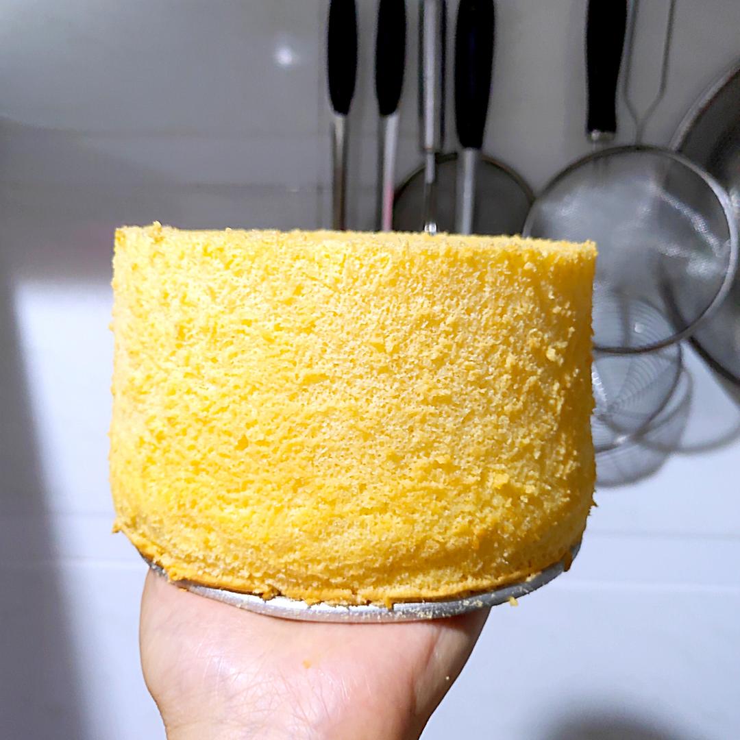 六寸加高戚风蛋糕的做法