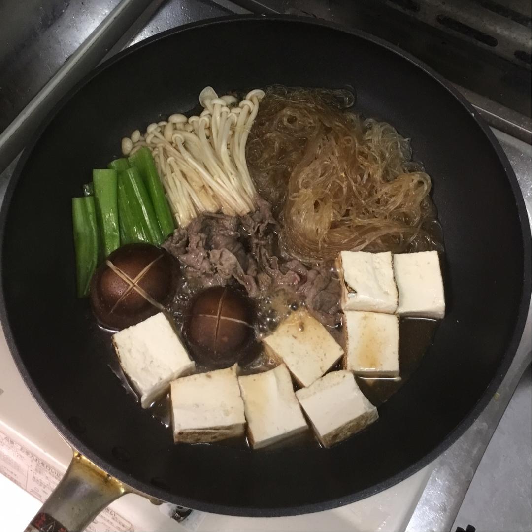 すき焼き丼（寿喜烧盖饭）的做法 步骤5