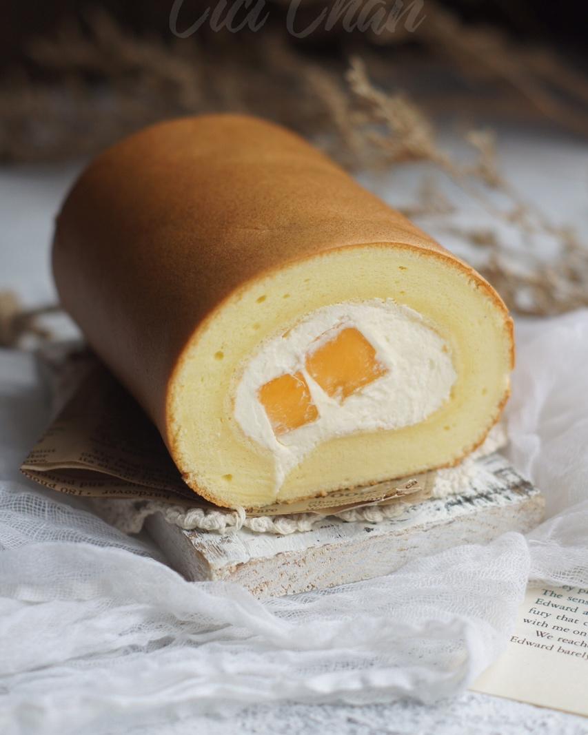 胖乎乎奶油芒果卷/不开裂不掉皮全过程详细图解烘焙视频/蛋糕篇6：「厚卷」