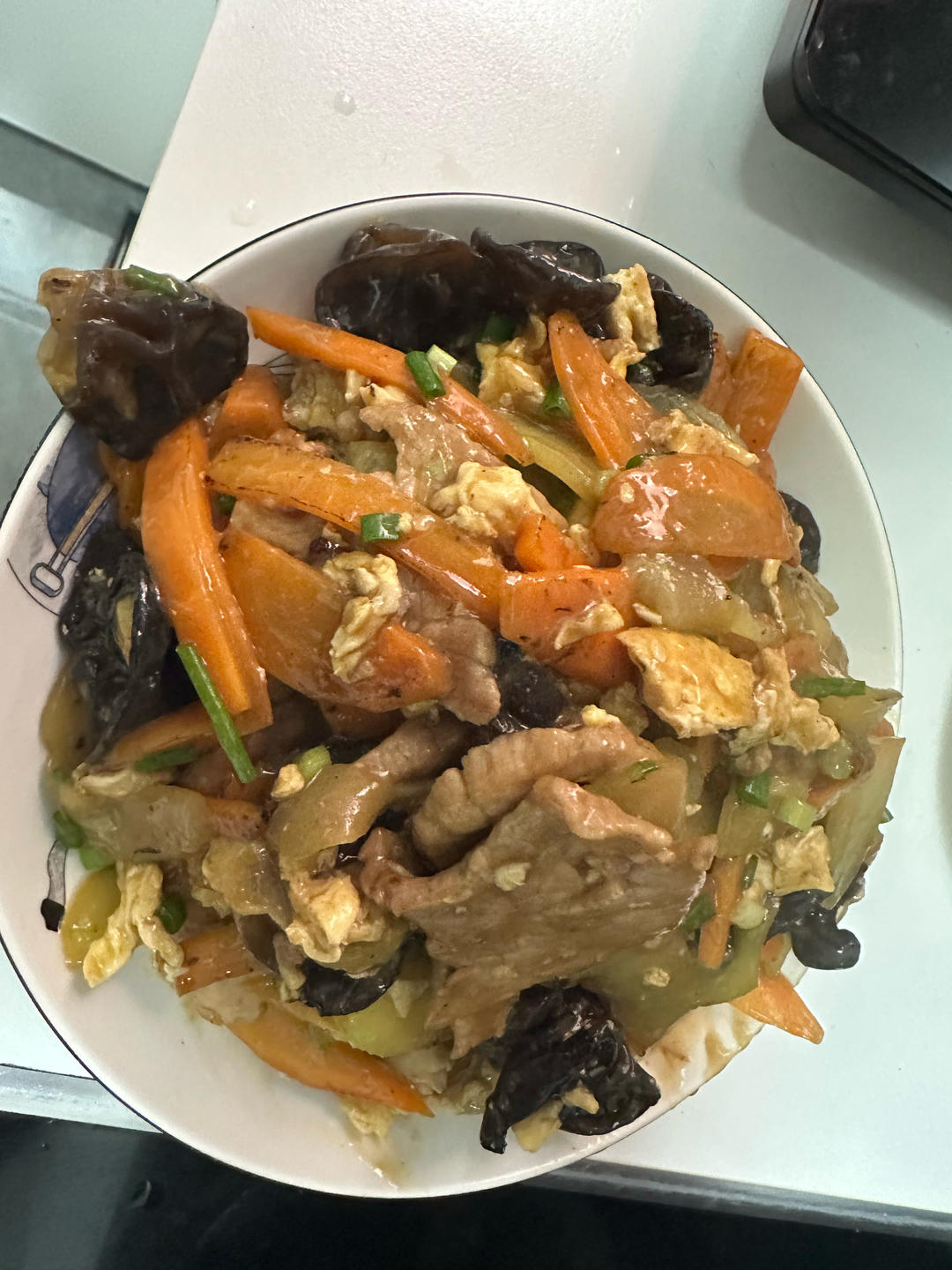 适合小朋友口味的简易版木须肉，新手烹饪必学家常菜，一盘5种食材，鲜香下饭