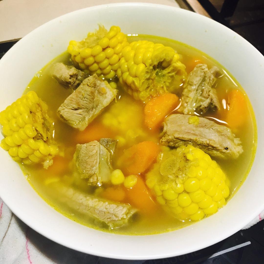 排骨玉米胡萝卜汤