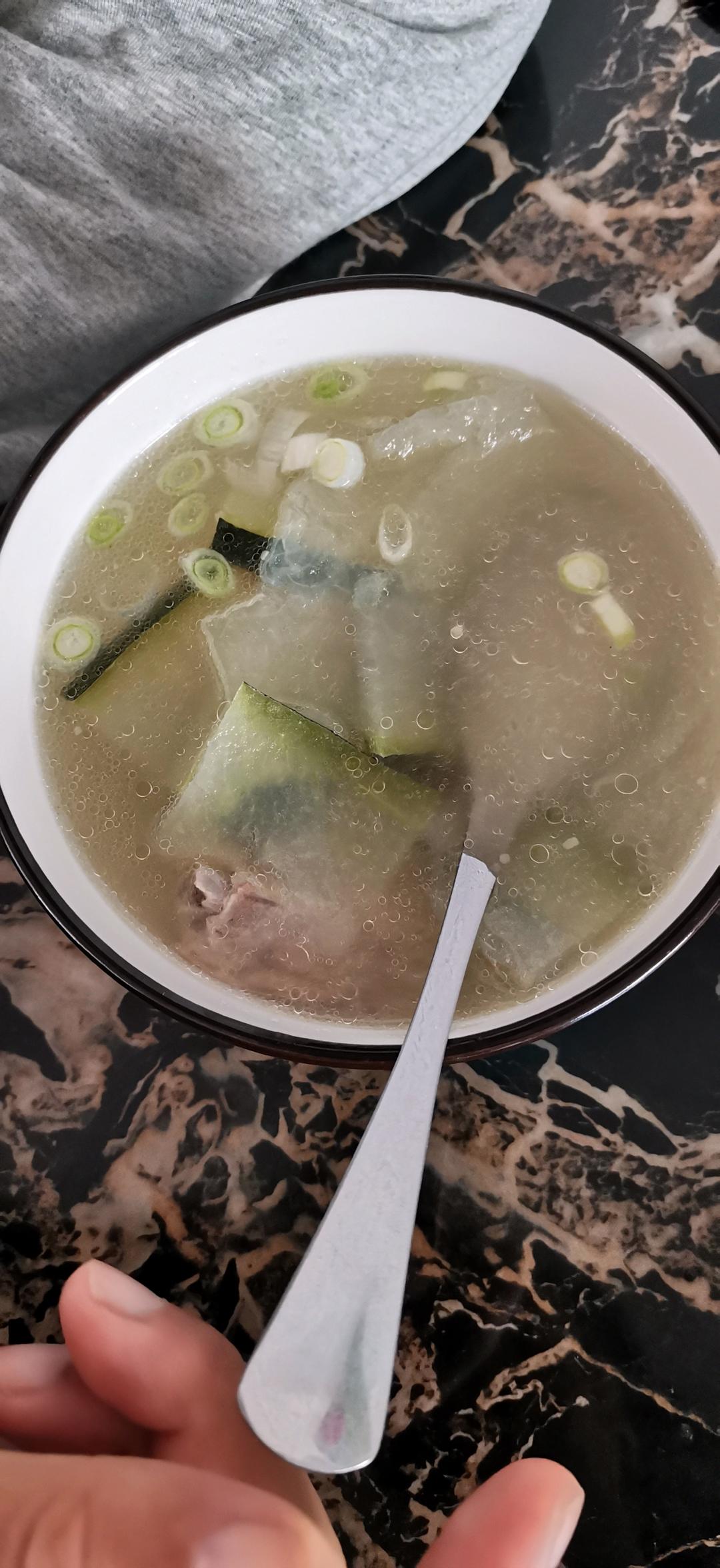 冬瓜排骨汤，夏天的味道