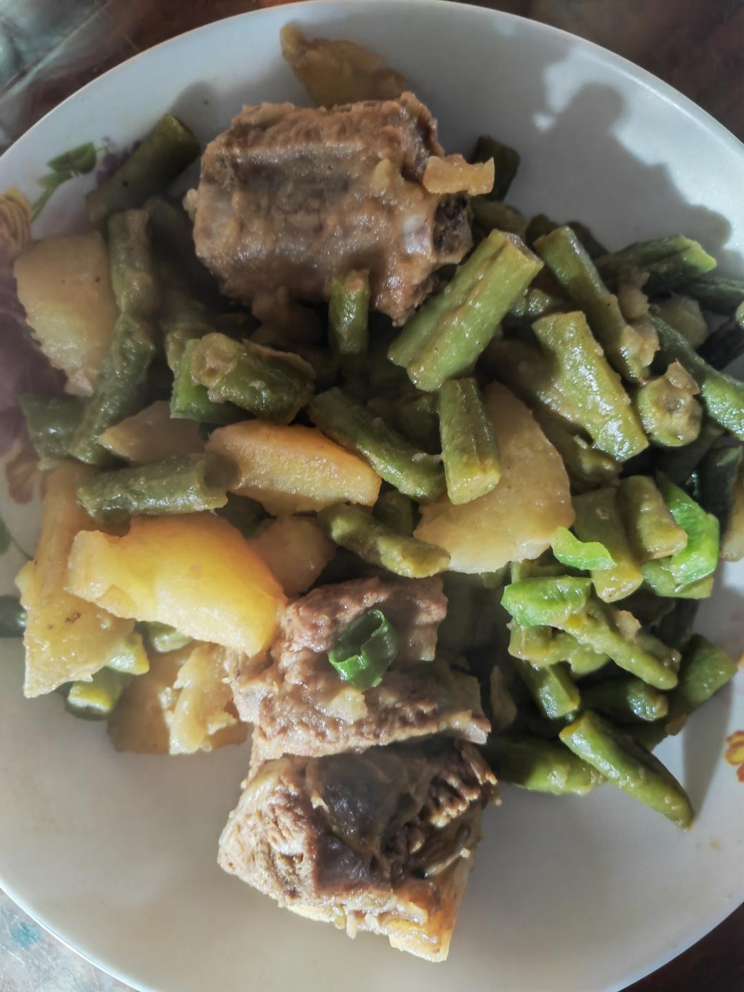 排骨豆角焖卷子