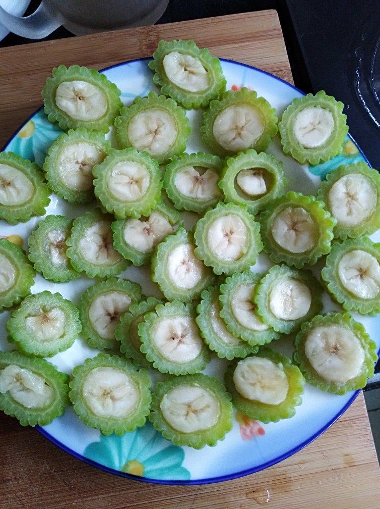 人人都会做的香蕉苦瓜