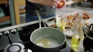 [Jamie Oliver]杏仁橙香玉米粉蛋糕Almond, Orange & Polenta Cake的做法 步骤12