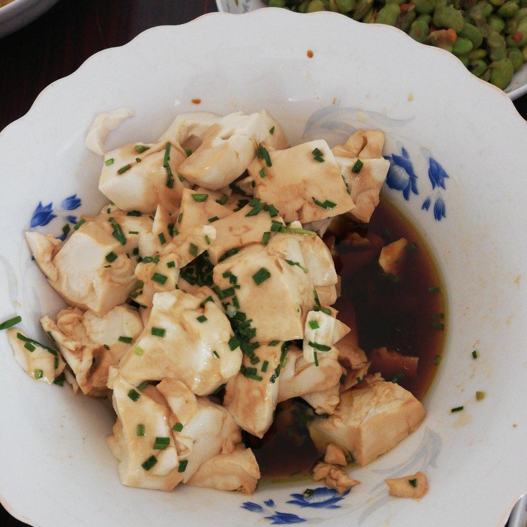 快手简易小葱拌豆腐