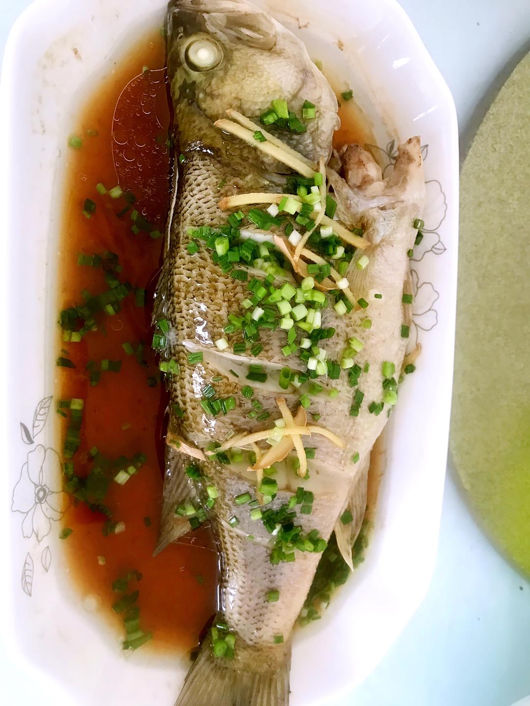 清真鲈鱼的做法