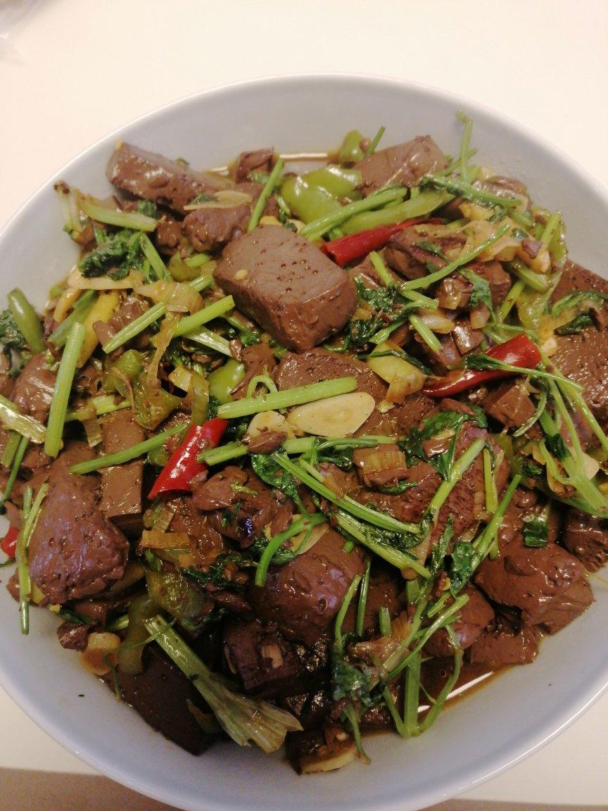 蒜苗炒羊血的全部作品