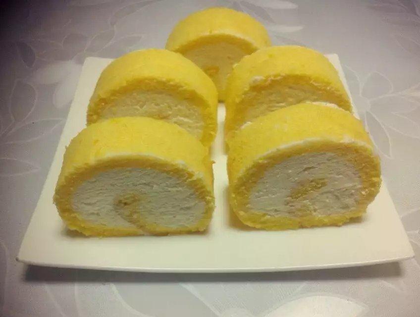 《Tinrry下午茶》教你做基础原味蛋糕卷
