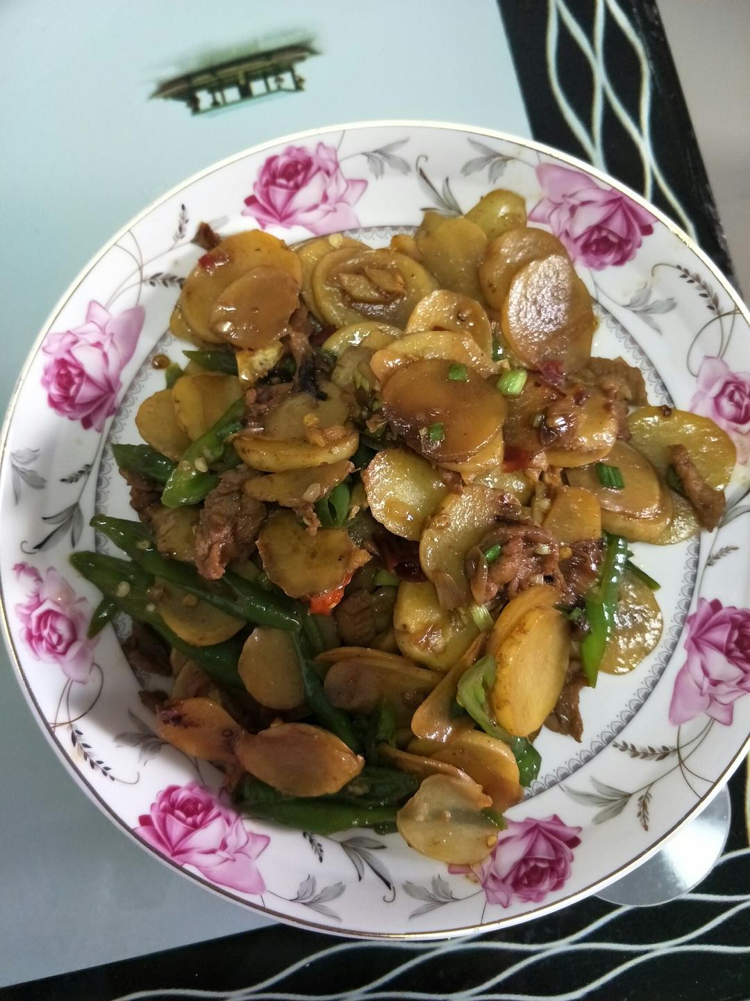 家常炒土豆片