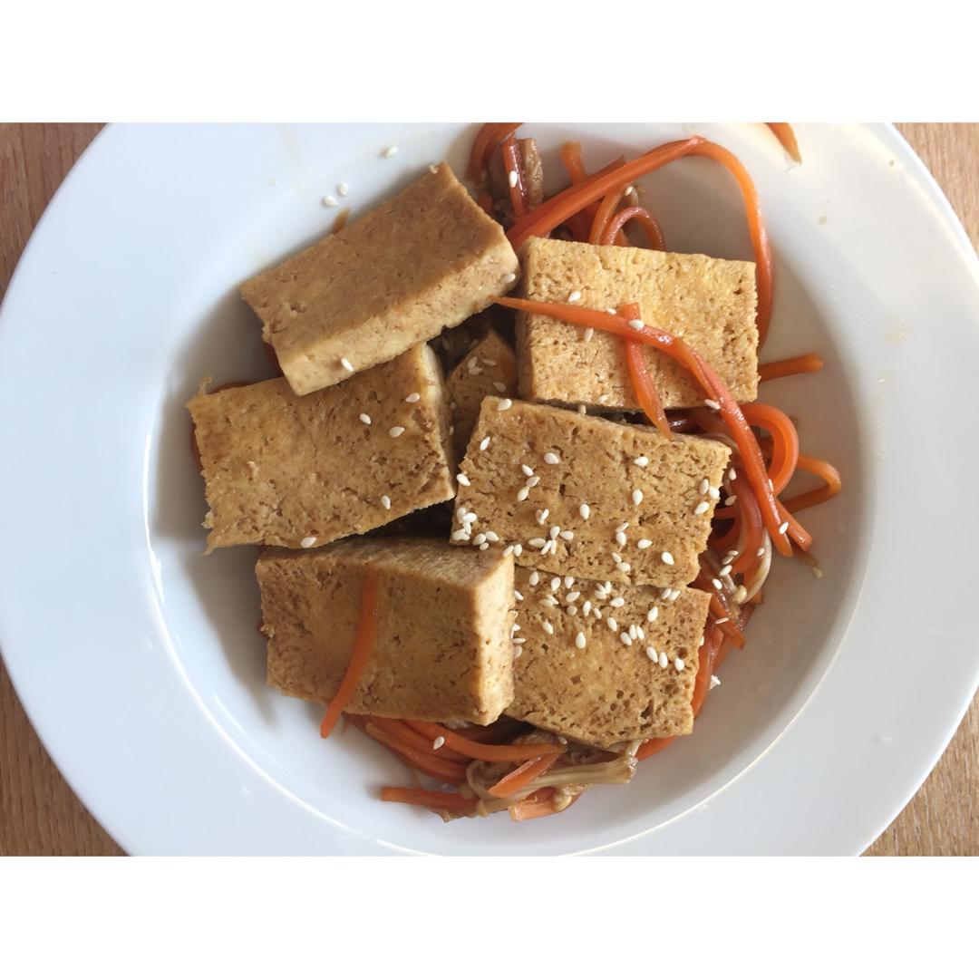 金针菇蚝油烧豆腐