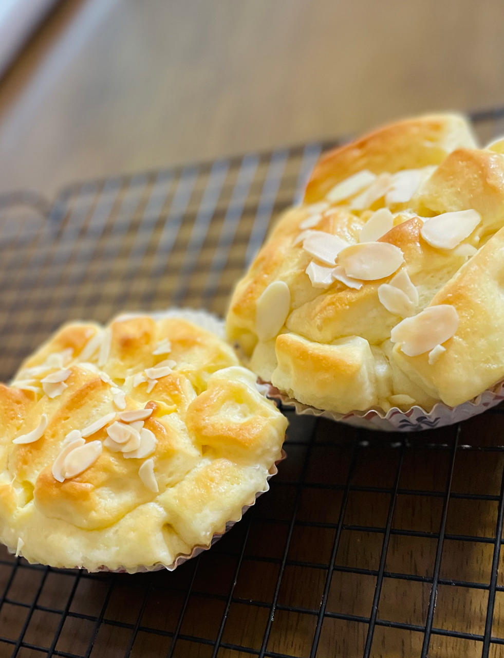 如云朵般柔软～日式炼乳手撕面包💯好吃到爆