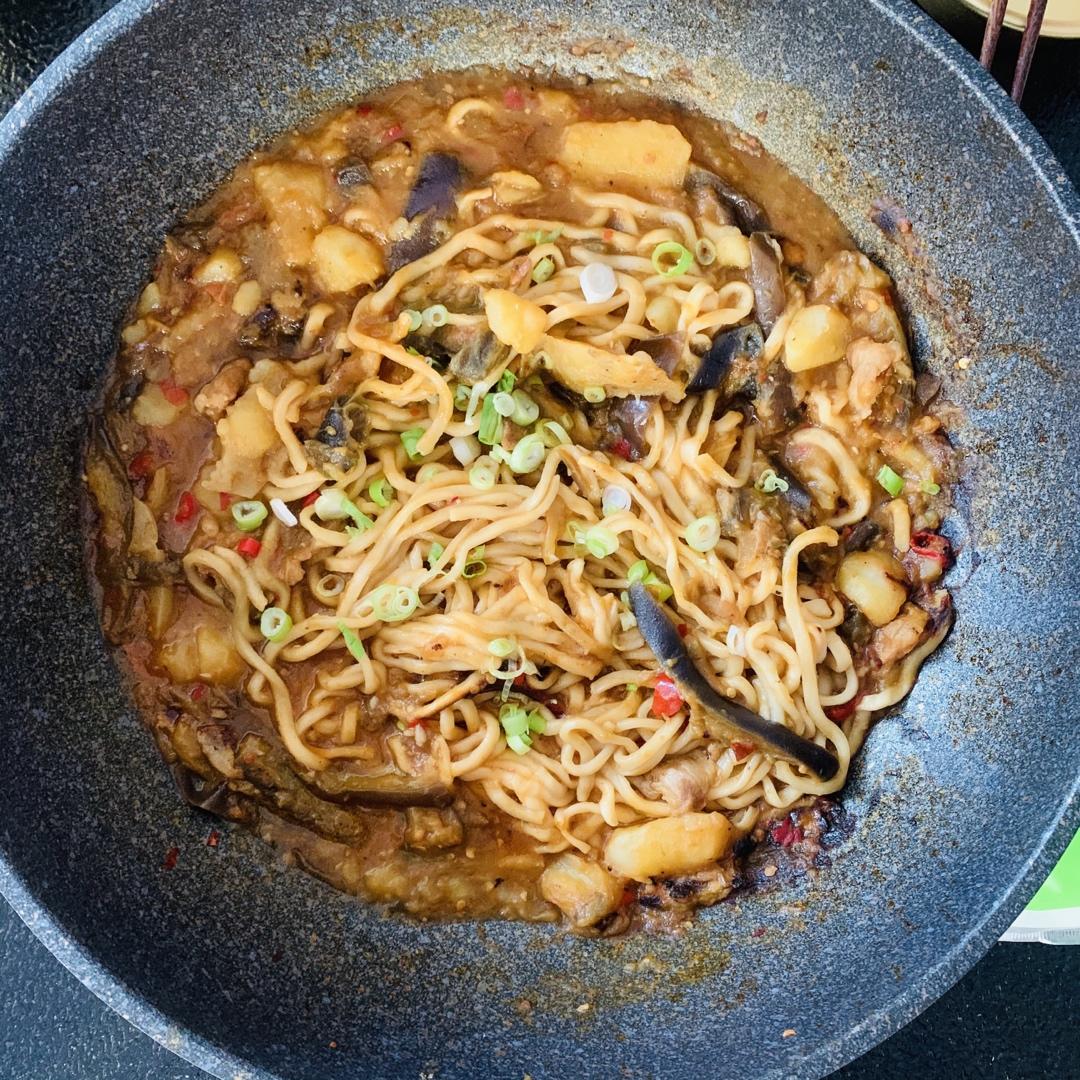 茄子焖面