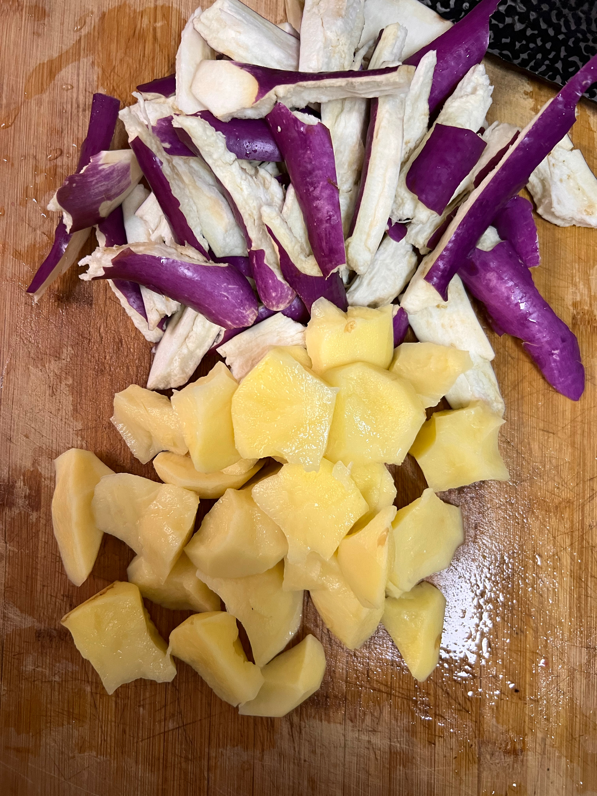 东北家常菜土豆烀茄子的做法 步骤3